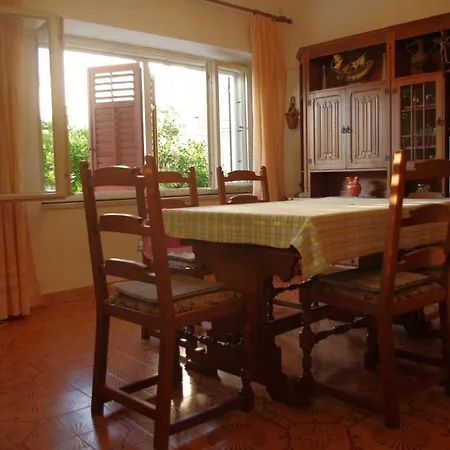 Apartment Apartman For Two Lumbarda